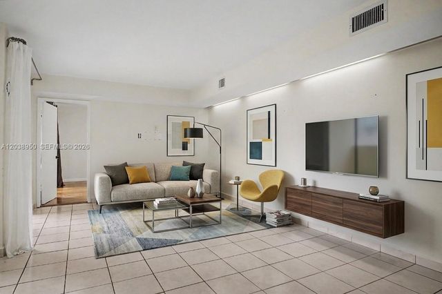 8830 SW 123rd Court I308, Miami, FL 33186