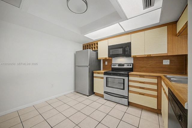 8830 SW 123rd Court I308, Miami, FL 33186