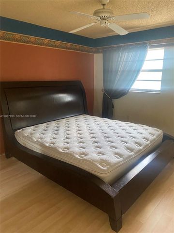 415 NE 2nd St 222, Hallandale Beach, FL 33009