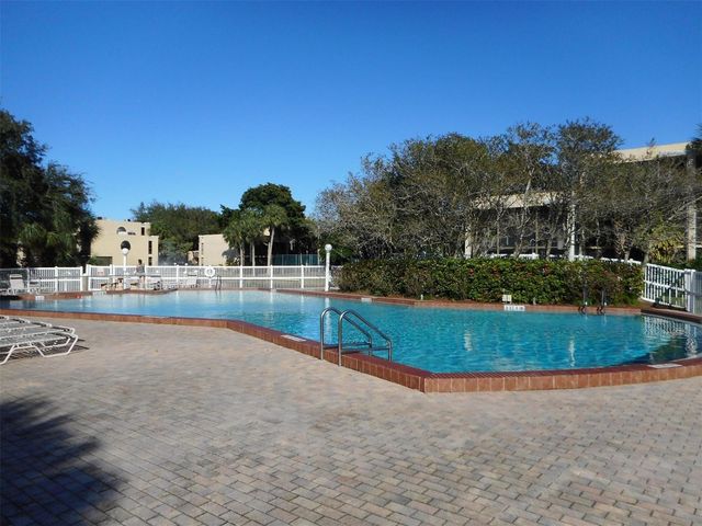 8701 SW 30th Street 211, Davie, FL 33328