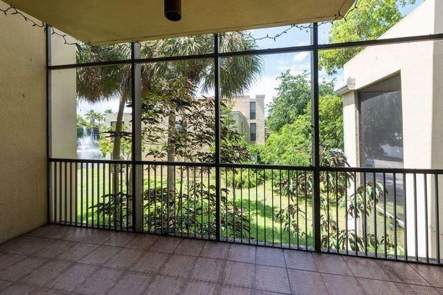 8701 SW 30th Street 211, Davie, FL 33328