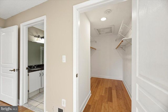 47 MENDREY CT, Lawrence Township, NJ 08648