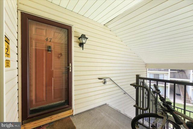 47 MENDREY CT, Lawrence Township, NJ 08648