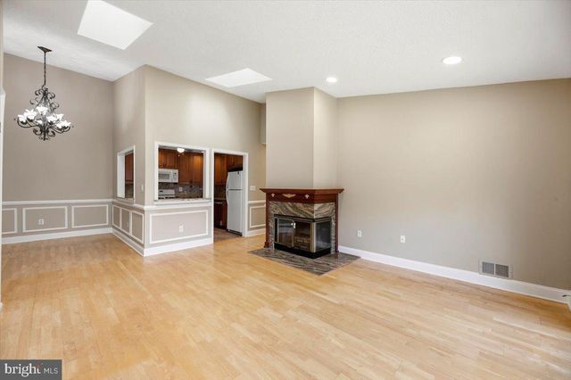 47 MENDREY CT, Lawrence Township, NJ 08648