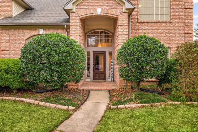 2526 Berkley Court, Richmond, TX 77406