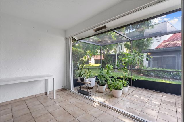 331 NW 36th Ave, Deerfield Beach, FL 33442