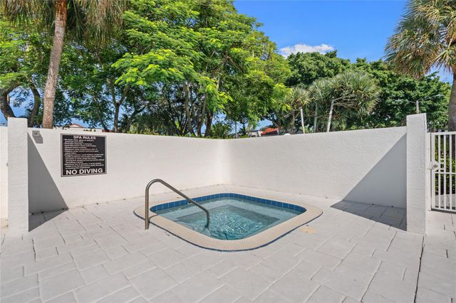 331 NW 36th Ave, Deerfield Beach, FL 33442