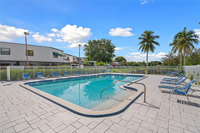 331 NW 36th Ave, Deerfield Beach, FL 33442