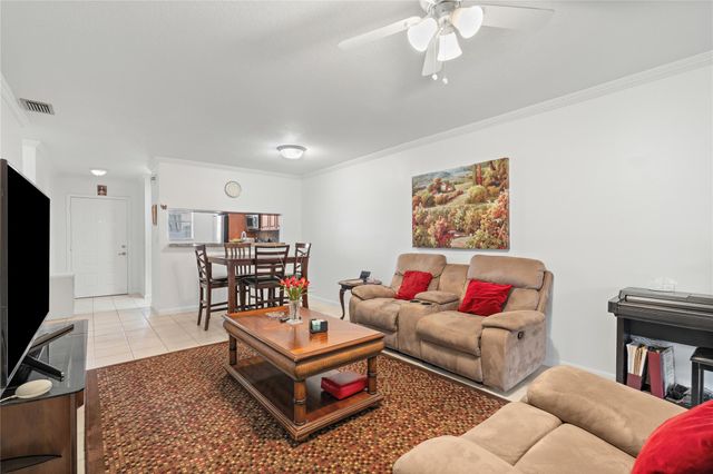 331 NW 36th Ave, Deerfield Beach, FL 33442