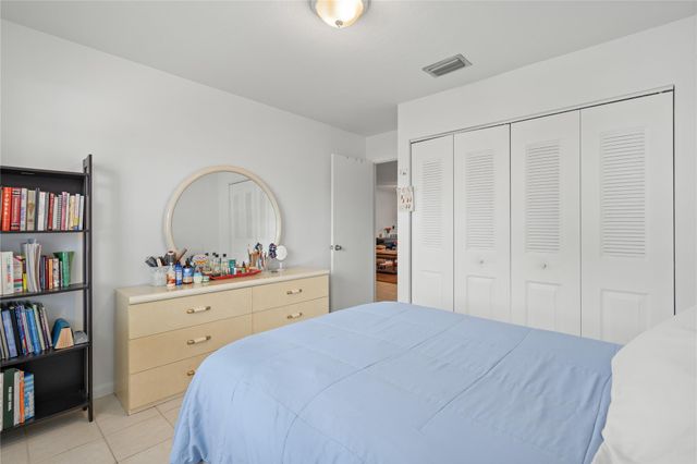 331 NW 36th Ave, Deerfield Beach, FL 33442