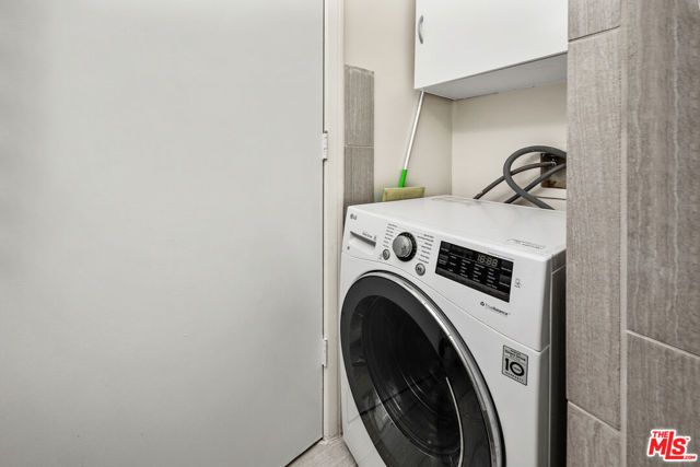 215 W 7th Street 803, Los Angeles, CA 90014