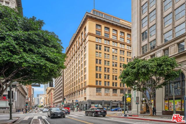 215 W 7th Street 803, Los Angeles, CA 90014