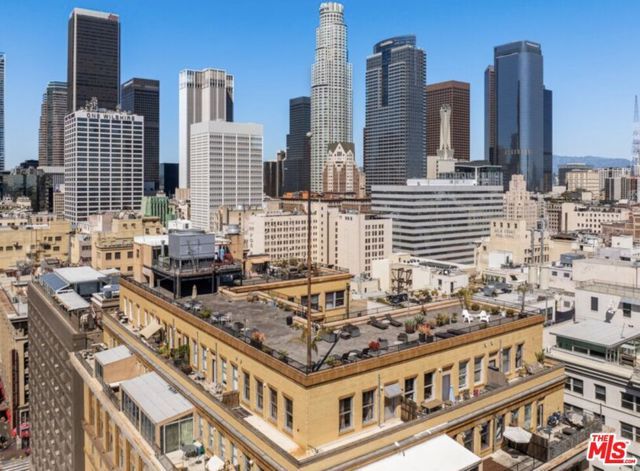 215 W 7th Street 803, Los Angeles, CA 90014
