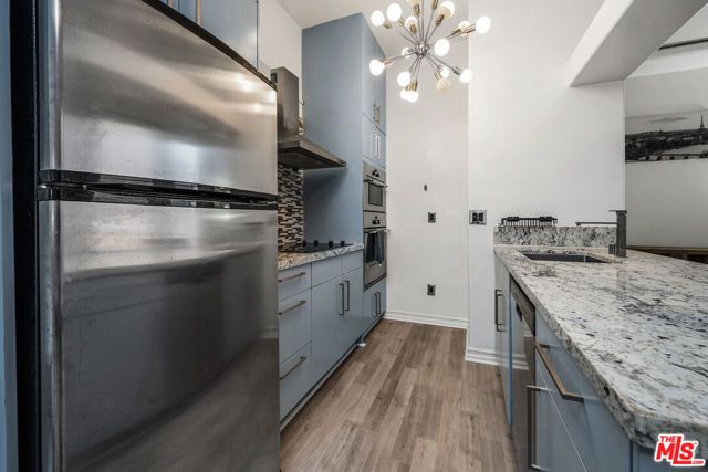 215 W 7th Street 803, Los Angeles, CA 90014