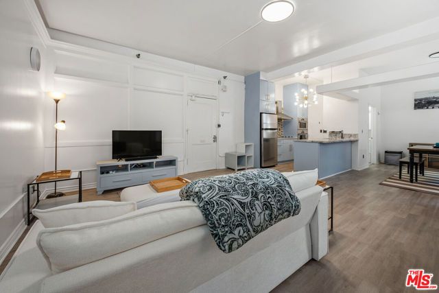 215 W 7th Street 803, Los Angeles, CA 90014