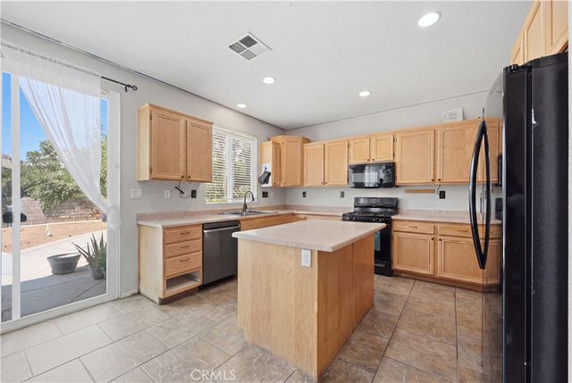 14603 Fair Oak, Lake Elsinore, CA 92530