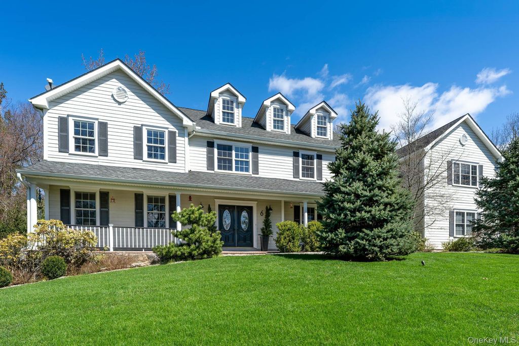 6 Cliff Place, Armonk, NY 10504