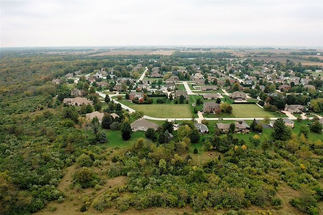 1040 Country Lane, Bourbonnais, IL 60914