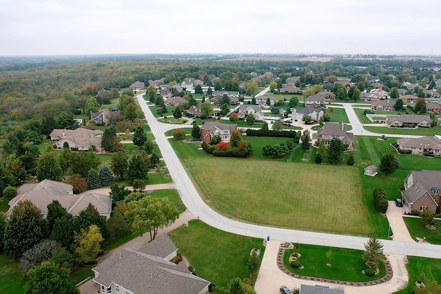 1040 Country Lane, Bourbonnais, IL 60914
