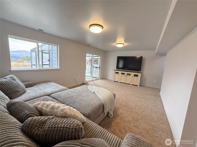 40 Trail Ridge DR, Omak, WA 98841