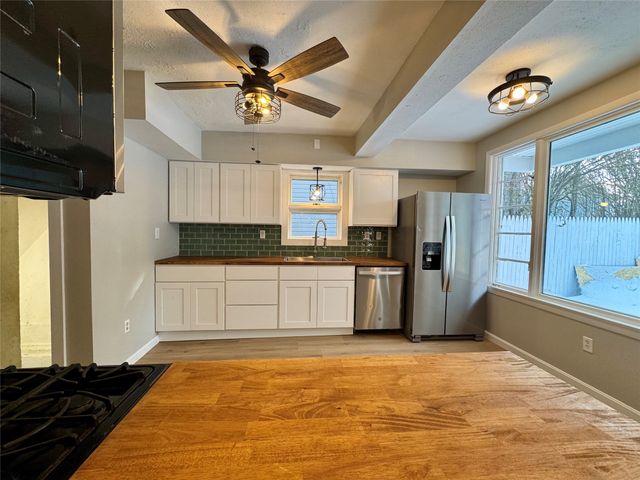 2810 PERRY Street, Erie, PA 16504