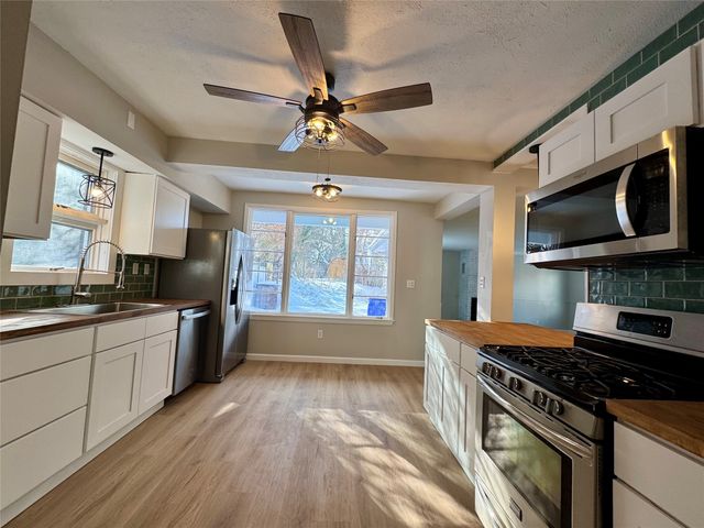 2810 PERRY Street, Erie, PA 16504