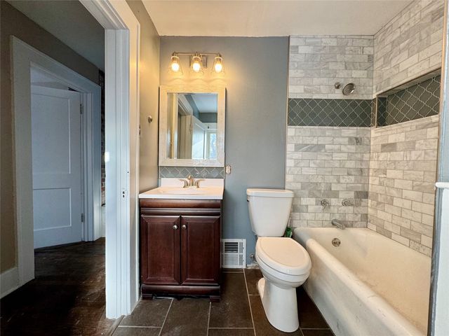 2810 PERRY Street, Erie, PA 16504