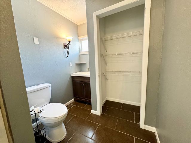 2810 PERRY Street, Erie, PA 16504