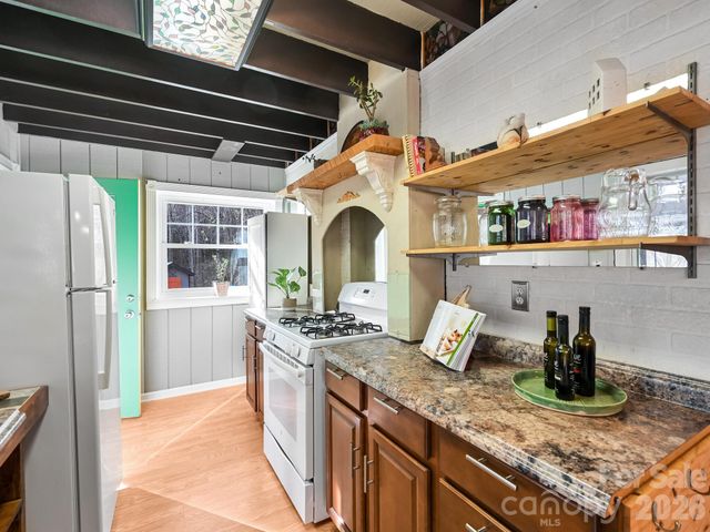 90 Davidson Gap Road, Leicester, NC 28748