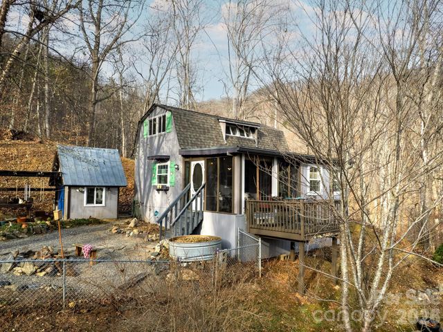 90 Davidson Gap Road, Leicester, NC 28748