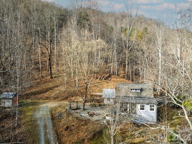 90 Davidson Gap Road, Leicester, NC 28748