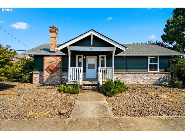732 N COLLEGE St, Newberg, OR 97132
