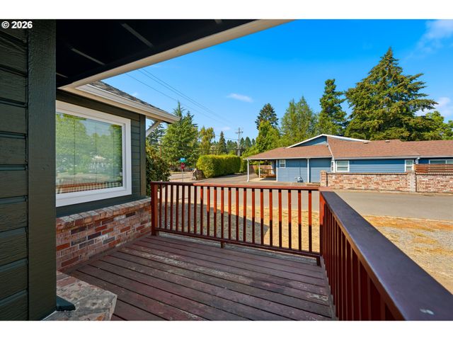 732 N COLLEGE St, Newberg, OR 97132