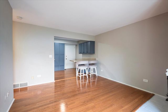 650 Cress Creek Lane, Crystal Lake, IL 60014