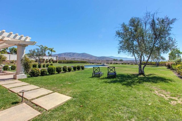 671 Via Maggiore, Chula Vista, CA 91914