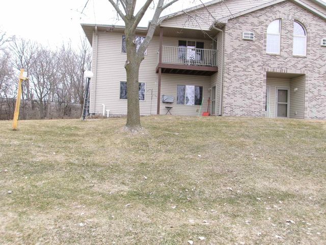 333 Starkweather Drive, Beaver Dam, WI 53916