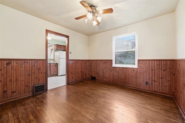 122 Mason Dr, Shaler, PA 15116
