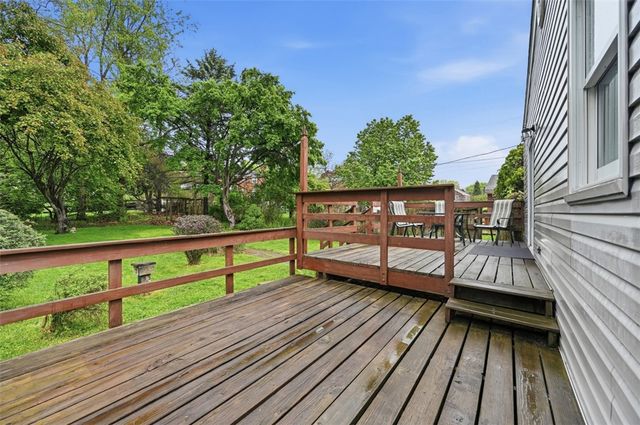 122 Mason Dr, Shaler, PA 15116