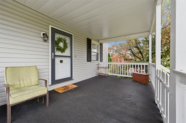 122 Mason Dr, Shaler, PA 15116