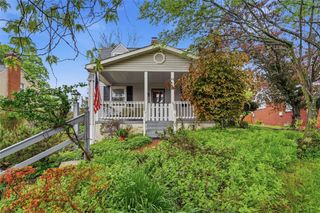 122 Mason Dr, Shaler, PA 15116