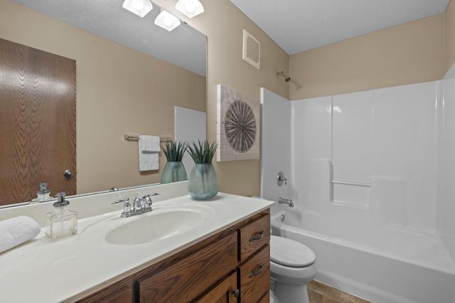 4858 186th Street W, Farmington, MN 55024