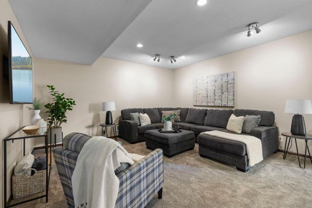 4858 186th Street W, Farmington, MN 55024