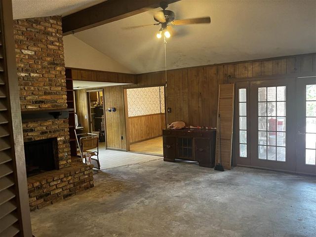 2430 19th Street, Lake Charles, LA 70601