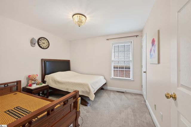 125 Hidden Ridge Drive, Spartanburg, SC 29301