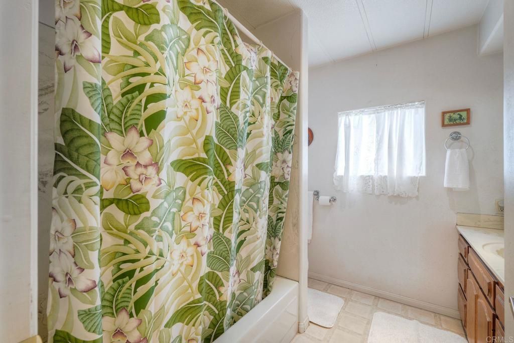 Image 19 of property listing at 18218 Paradise Mountain Rd Spc 91 Lot 91, Valley Center, CA 92082