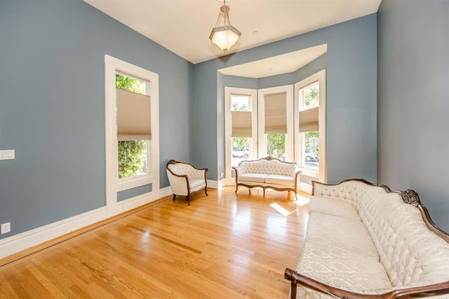 548 2nd St, Woodland, CA 95695