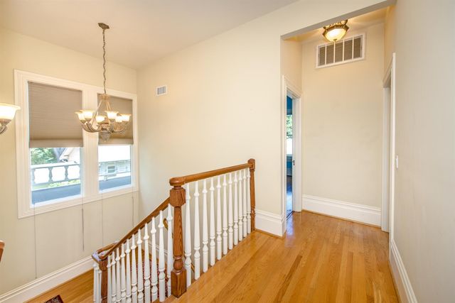 548 2nd St, Woodland, CA 95695