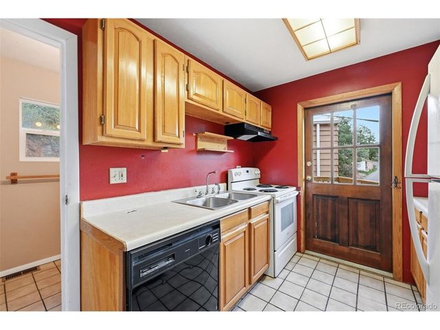 68 Minnehaha Ave, Manitou Springs, CO 80829