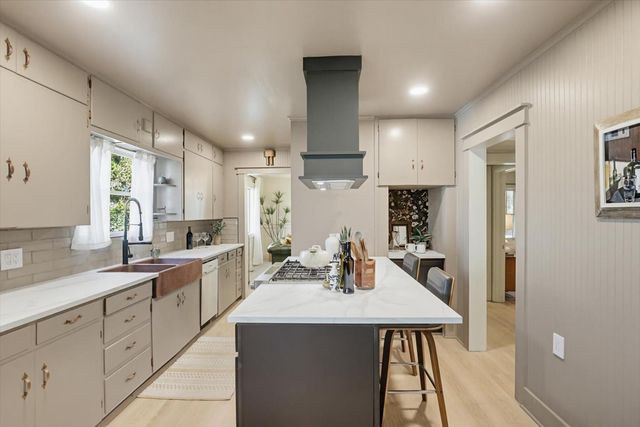 435 Mill St, Grass Valley, CA 95945