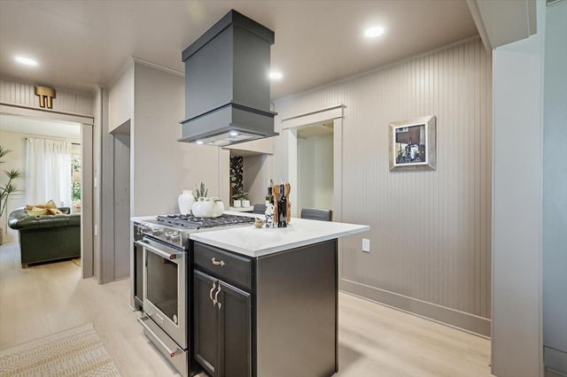 435 Mill St, Grass Valley, CA 95945